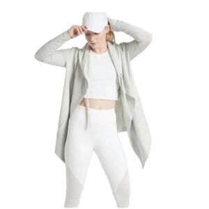 Athleta Vista wrap hoodie sweatshirt in heather gray